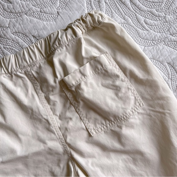 Madewell - Cargo Parachute Pants in (Re)generative Chino - Antique Cream - Picture 13 of 14